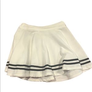 White with black stripes skirt size XL